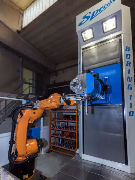 Alesatura-metalli-per-fori-su-cilindri-sesto-san-giovanni-seregno